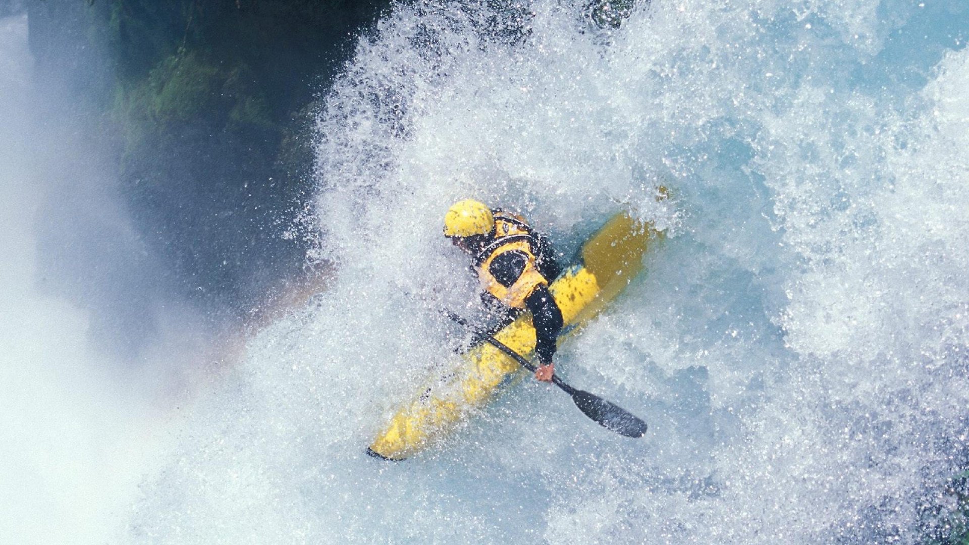 中超官方公布月度最佳教练 郝伟率山东泰山保持不败强势当选，历届中超最佳教练